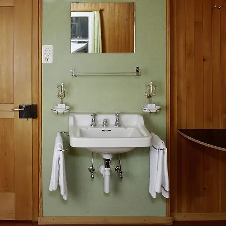 Alpenrose Gadmen - Gasthaus Gasthof 3*